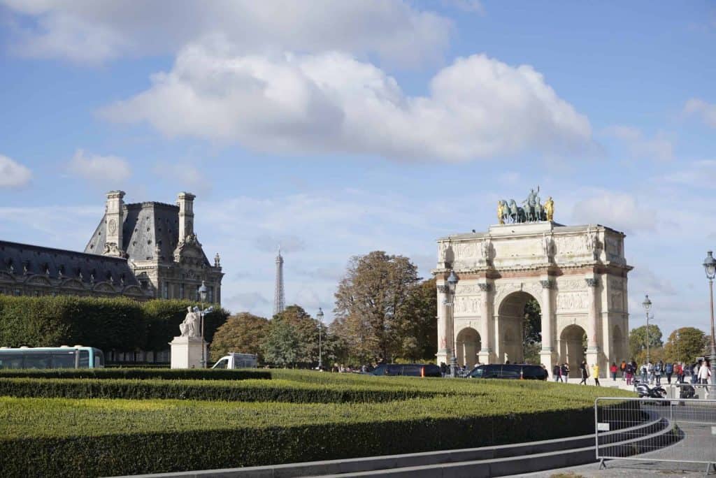 Park in Paris near the Arc de Triumphe