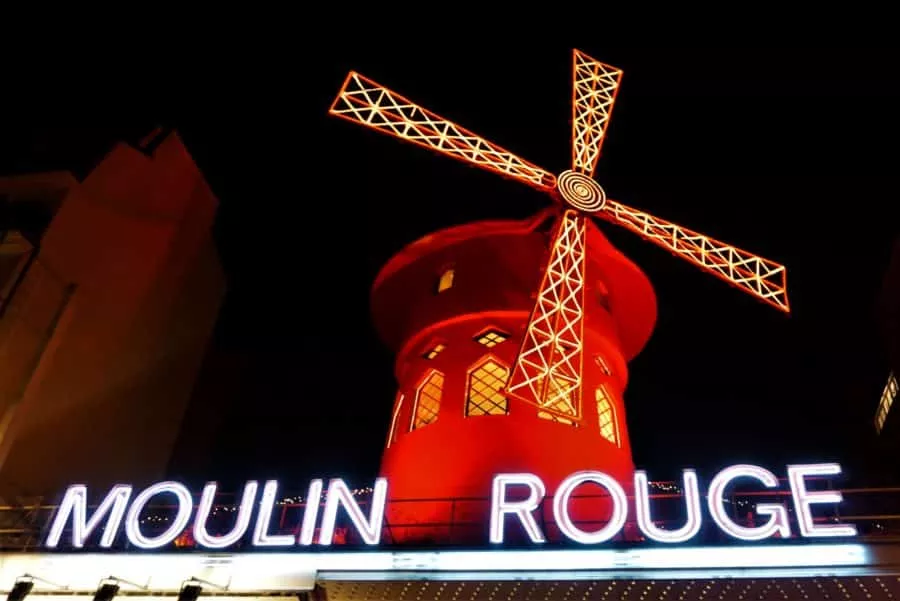 Moulin Rouge at night