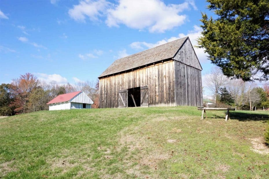 Thomas Stone Tobacco Barn