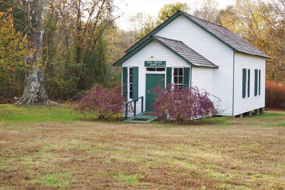 Port Tobacco School