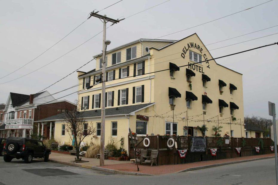 Delaware City Hotel, Delaware City DE