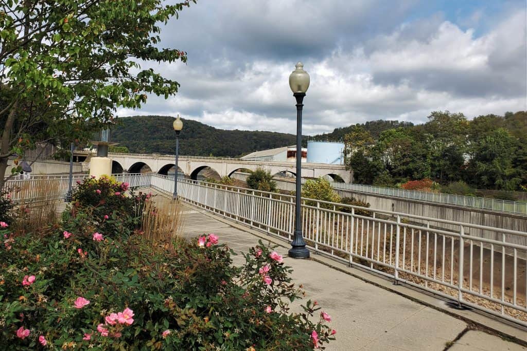 Point Park at the Stone Bridge