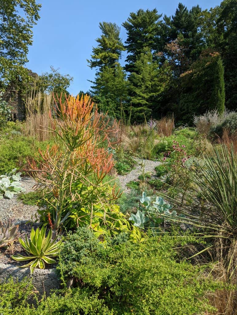 Gravel Garden at Chanticleer, Philadelphia area gardens to visit