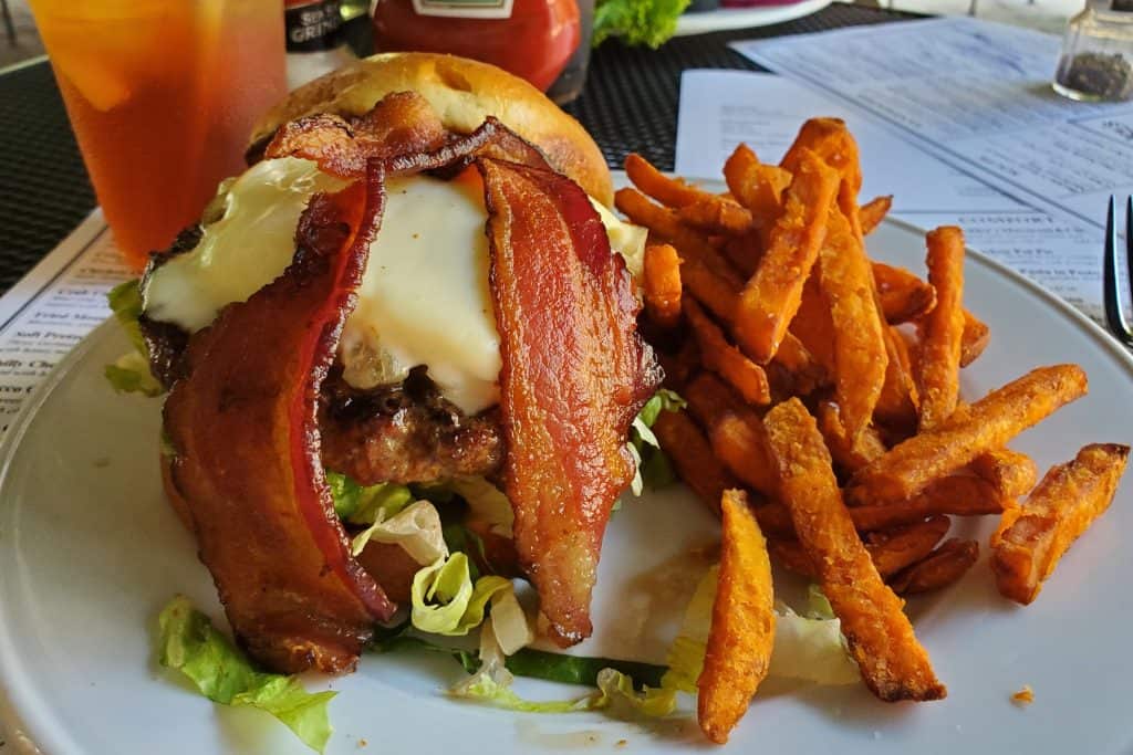 Buckley Burger at Buckley's Tavern, Centreville